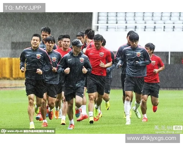 拜仁慕尼黑与上海上港激战在即球迷期待精彩对决与激情时刻